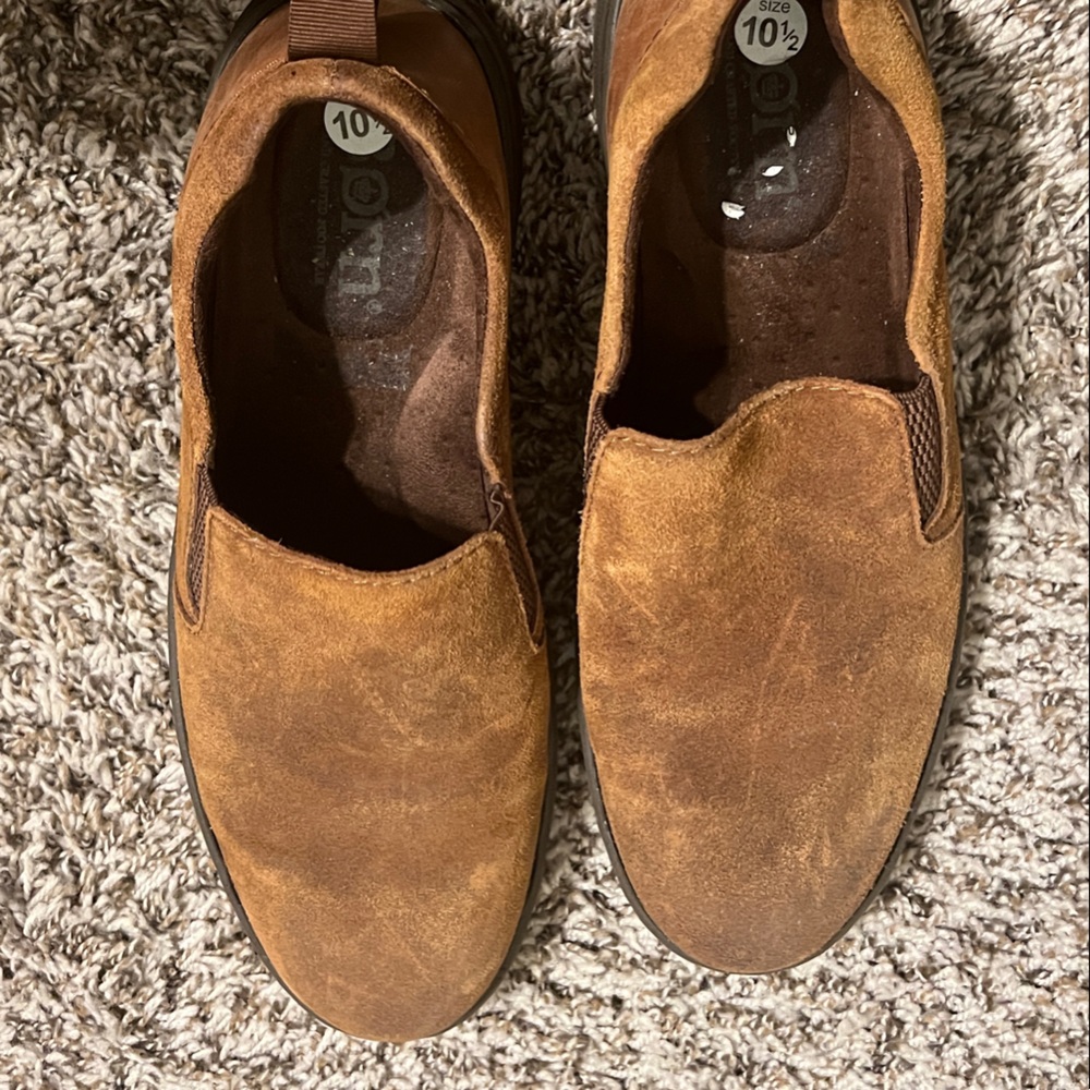 Elegant Brown Men's Slip-On Loafers